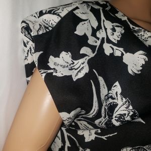 Joe Fresh dress Size Medium. You can also wear it with jeans by tucking it in